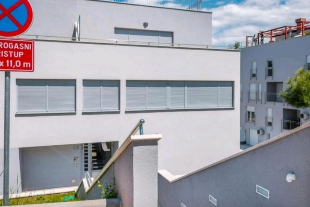 Brand New Lovely Apartment Bella 杜布罗夫尼克 外观 照片